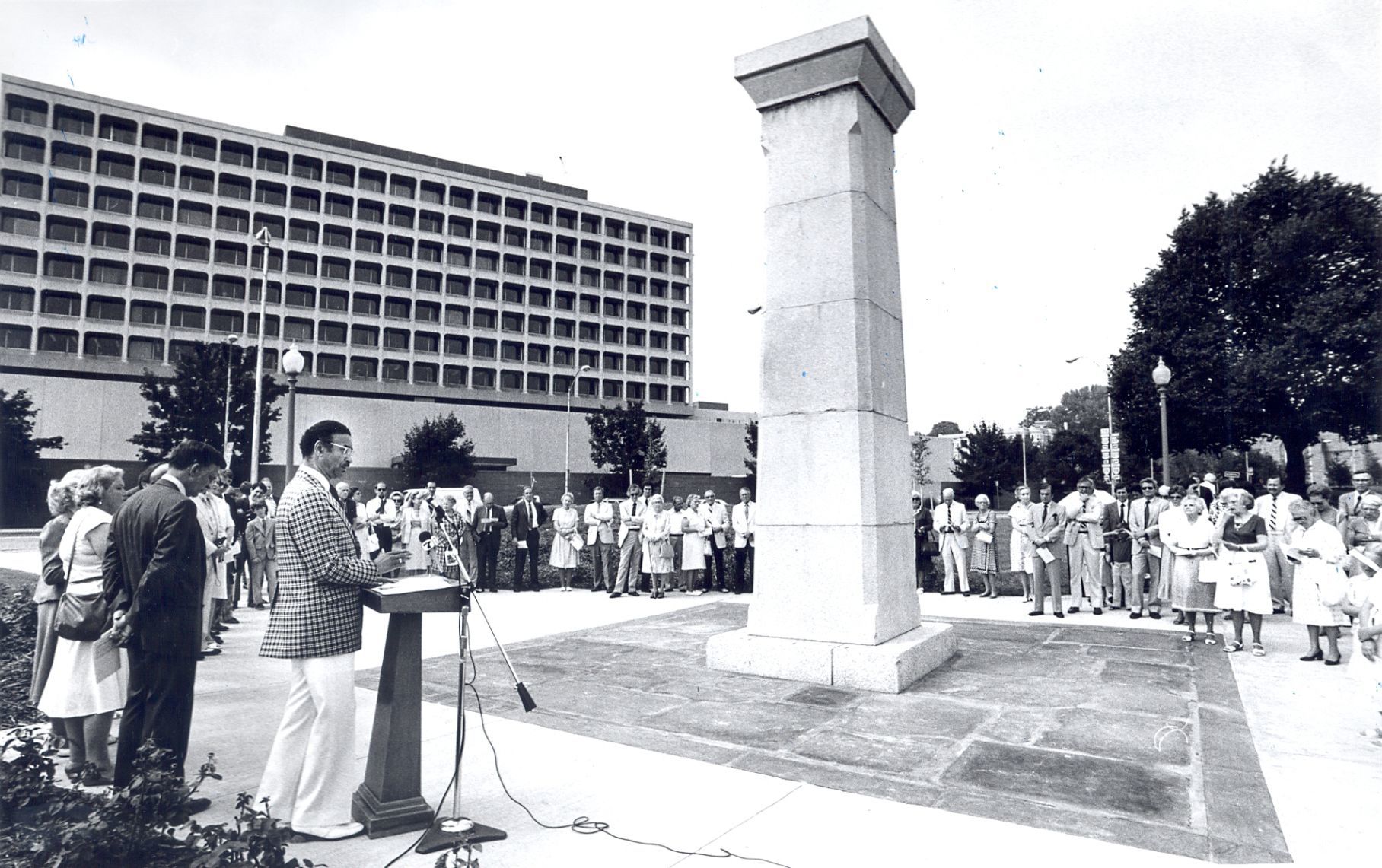 Mayor's Monument